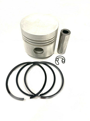 Kubota V1702 Piston Ring Set STD 82mm